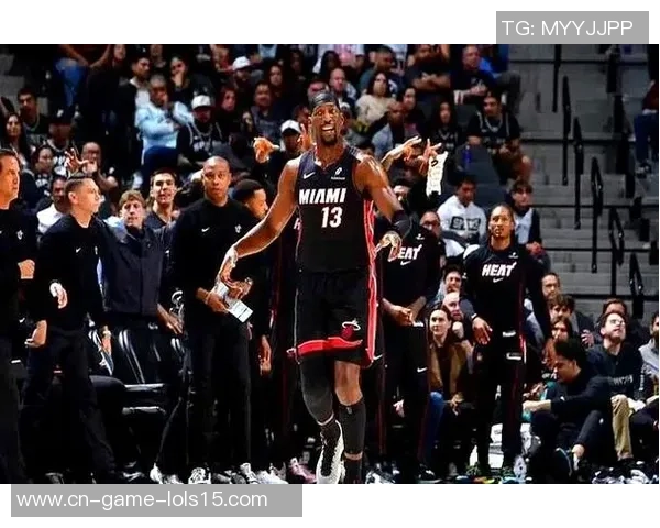 NBA热火与湖人在线直播对决精彩回顾及赛后分析