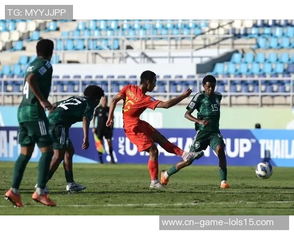 国足对阵沙特精彩瞬间回顾与分析，助力中国足球再创辉煌