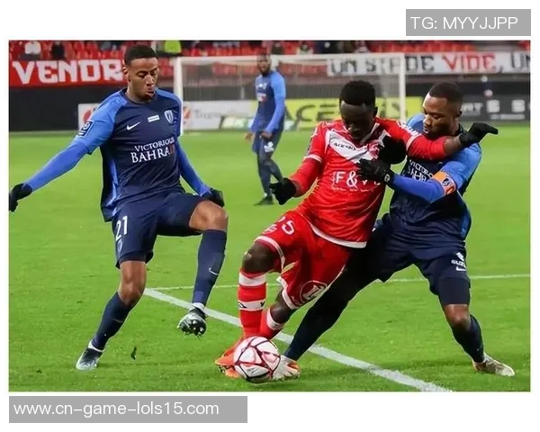 曼彻斯特联迎战年轻人期待精彩对决与胜利的诞生